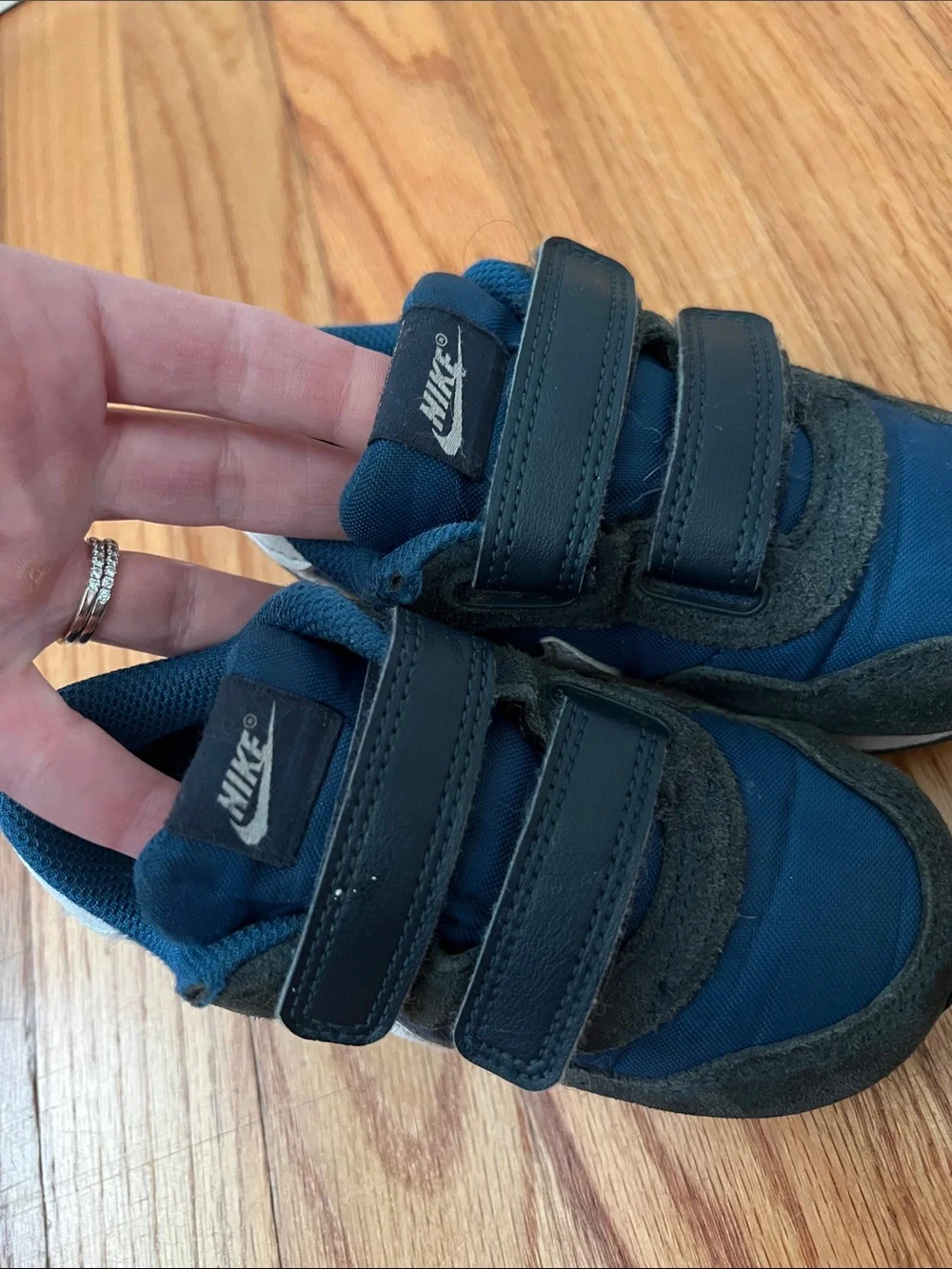 NIKE MD Valiant 8C Toddler Marina Navy Blue Suede Sneakers Shoes CN8560-405